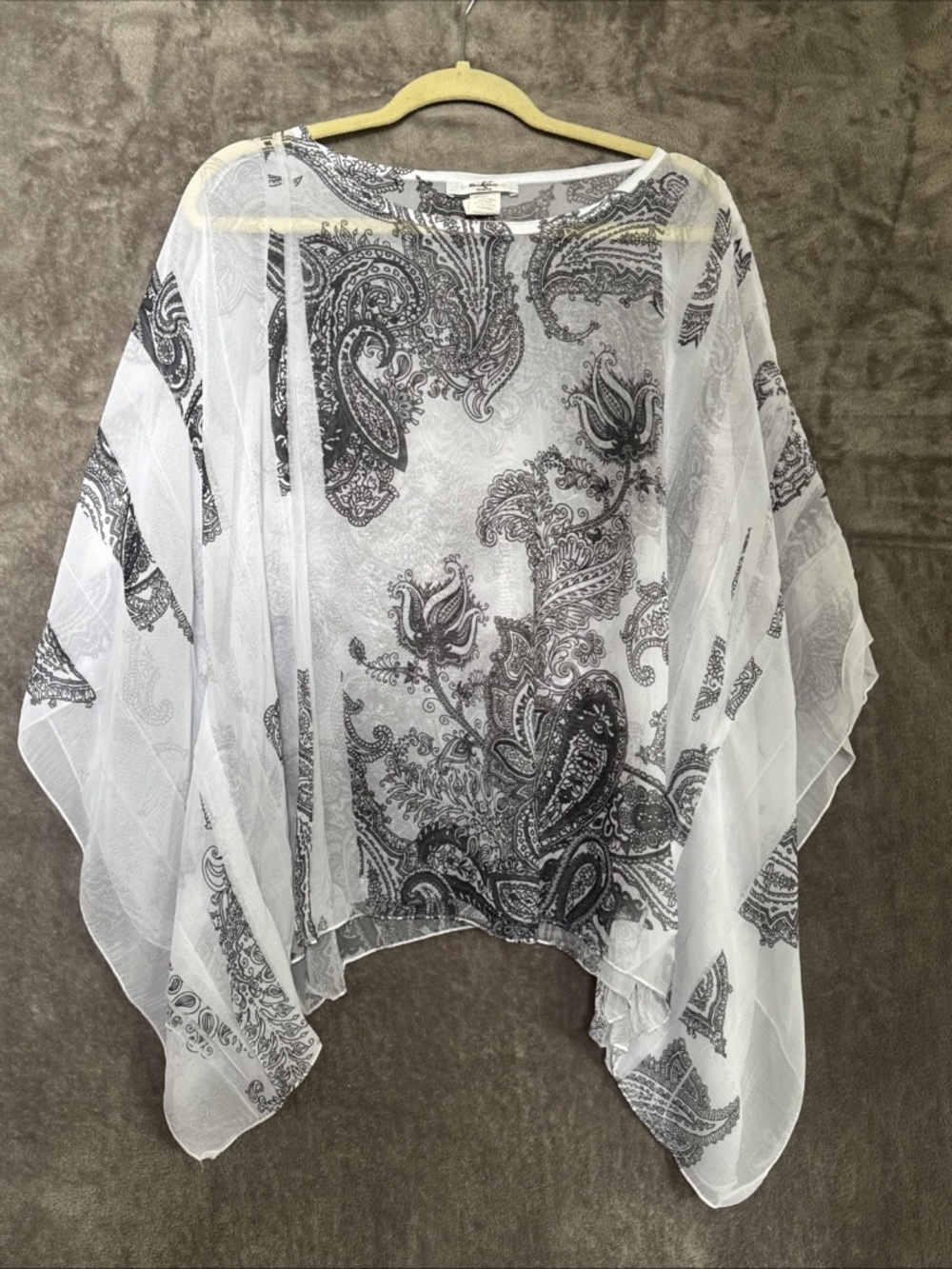 🖤 Moa Moa Women's Sheer Paisley Kimono Black & White Lightweight Boho Cover-Up